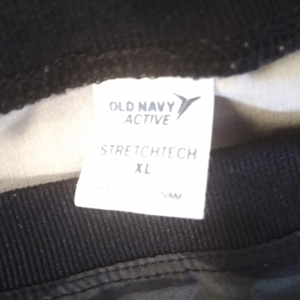 Old Navy Activeware - Picture 3 of 3